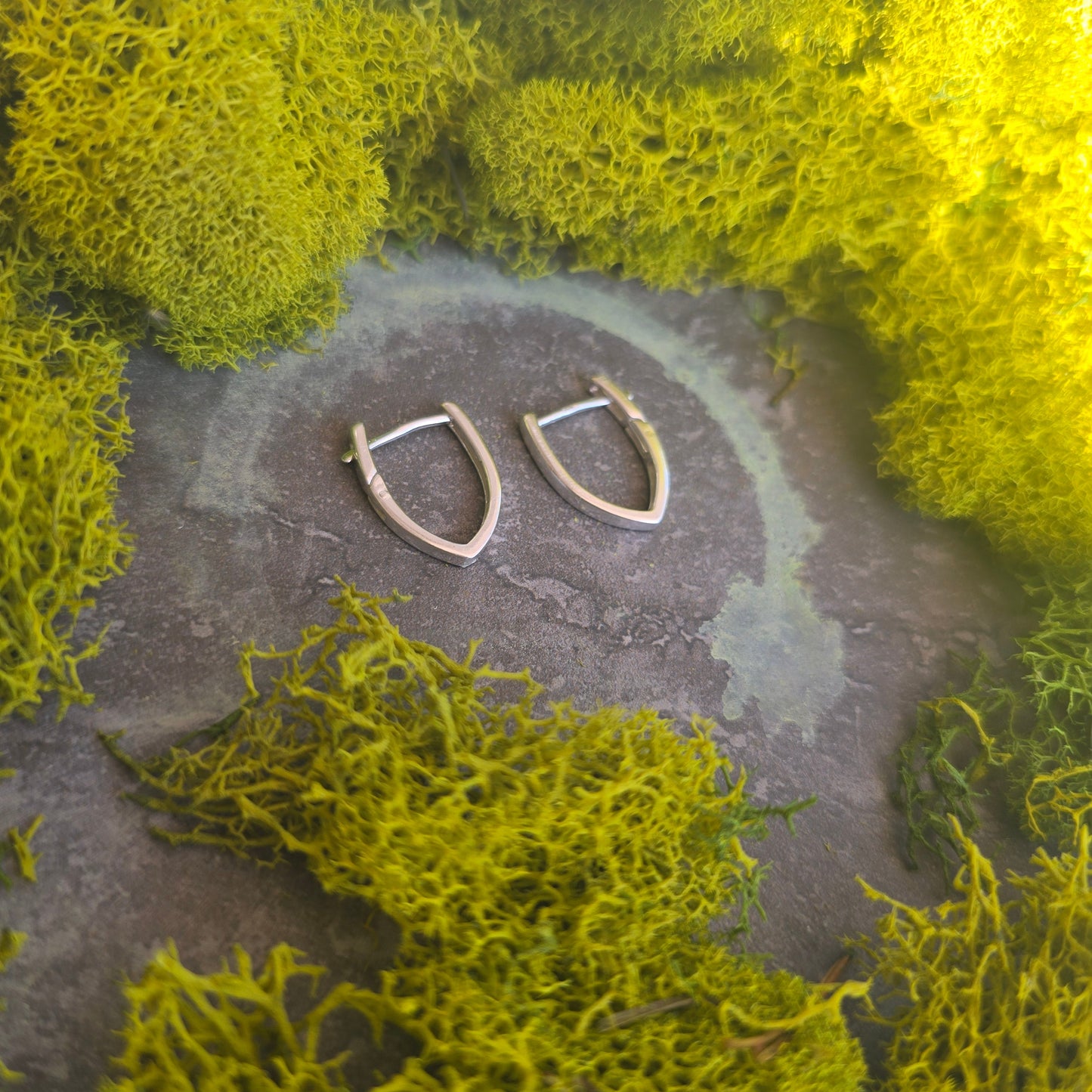 Bellmont Sterling Silver V-Shaped Hoop Earrings