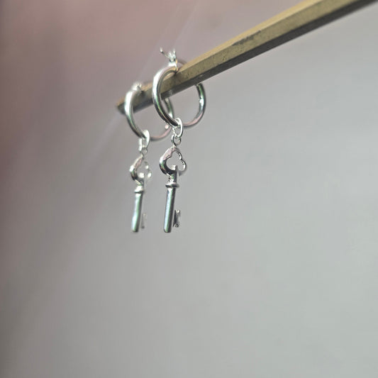 Lockheart Hoops – Sterling Silver Key Earrings