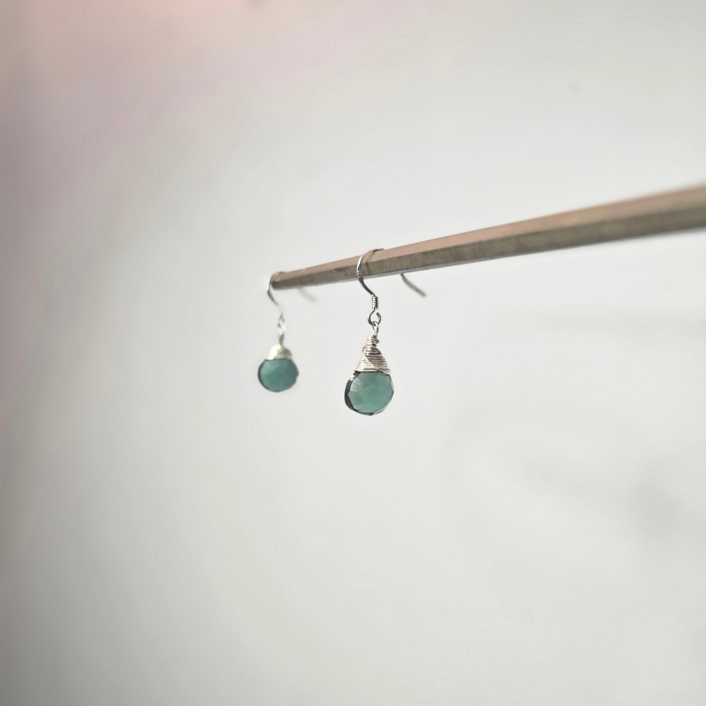 Verdant Drop – Green Glass Earrings