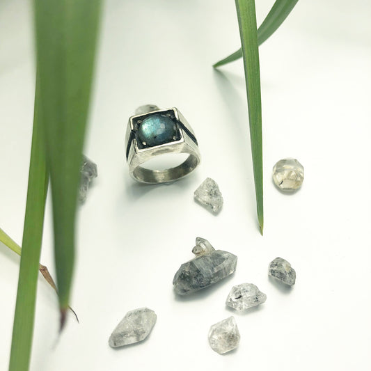 Rose Cut Labradorite Persephone Signet Ring