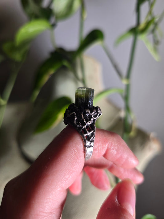 Black to Green Tourmaline Tower Ring