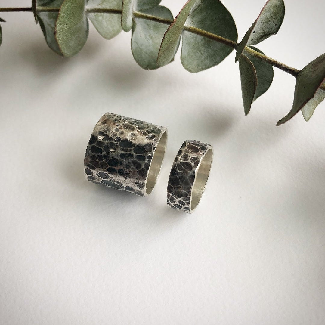 Sheild Hammered Set