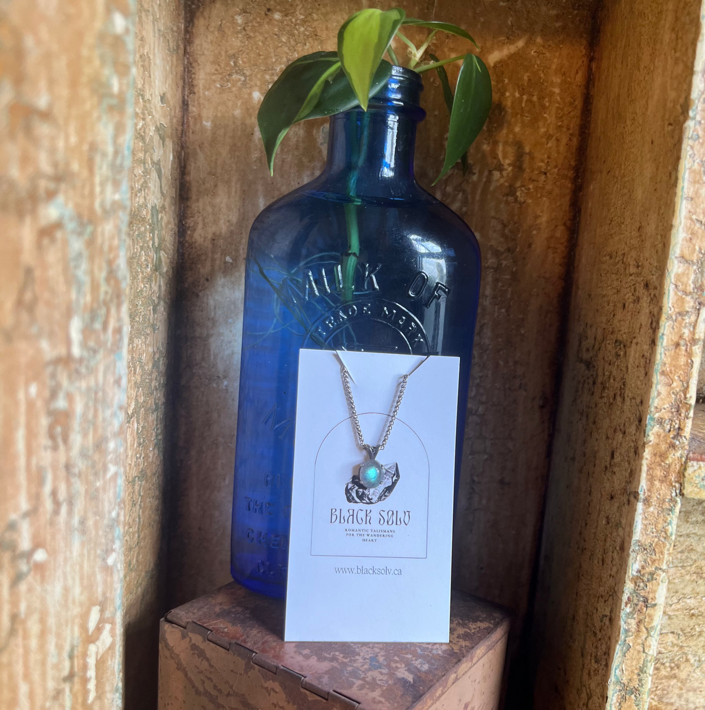 Labradorite Portals Mini Necklace
